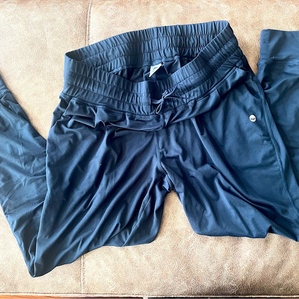 Senita Athletics joggers